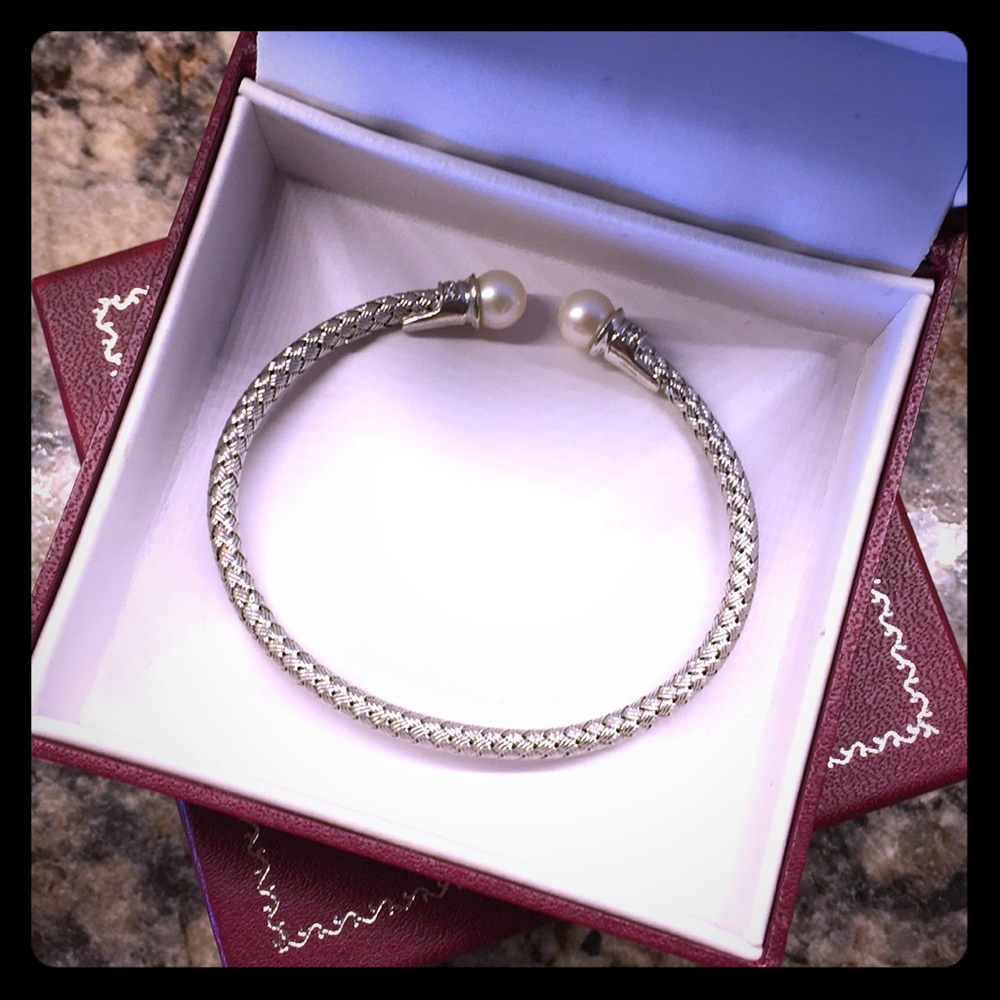 Helzberg Diamonds Bangle